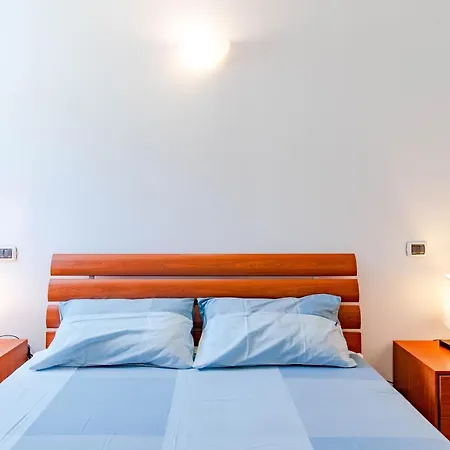Apartamento Ca Maria Vittoria By Happyhostorino *