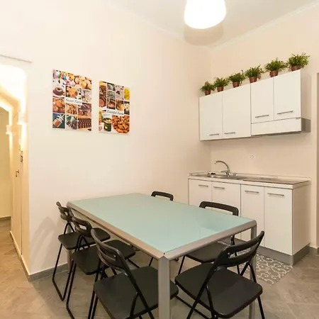 Boucheron Near Piazza Statuto! Apartment Turin