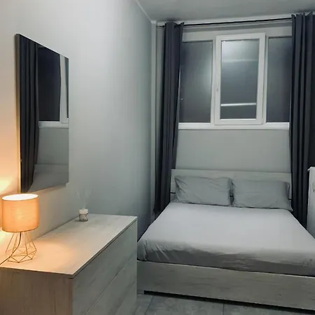 Apartment Modern Loft Near The Station *