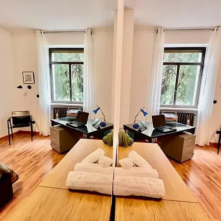 Blue House Relax E Divertimento Apartment