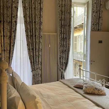 Nocleg ze śniadaniem Maison Reve Centro 2*