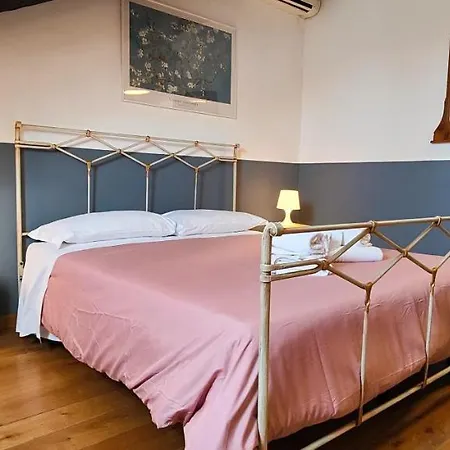 Hostdomus - Gli Aristogatti Apartment Turin