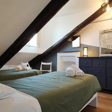 Hostdomus - Gli Aristogatti Apartment Turin
