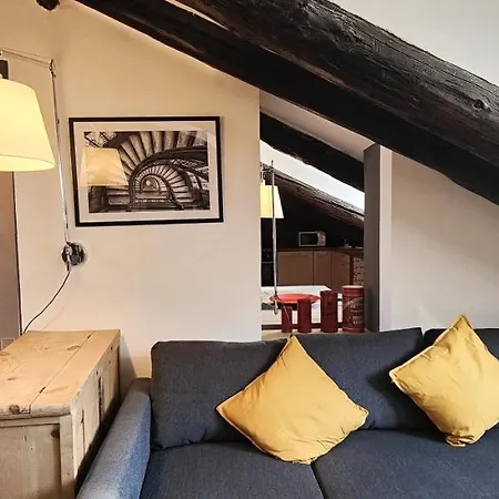 Hostdomus - Gli Aristogatti Apartment *