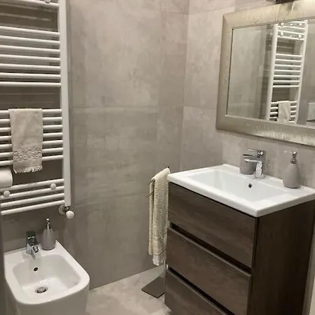 Apartment Il Cortiletto In Centro A