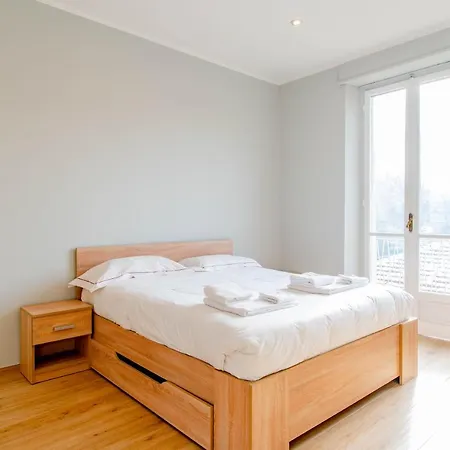 White - Metro Massaua Apartment *