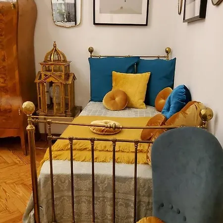 La Casa Degli Specchi * Torino