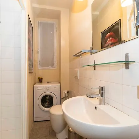 Campidoglio Lovely Apartment *