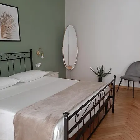 Casa Beatrice: Casa Vacanze A Appartamento *
