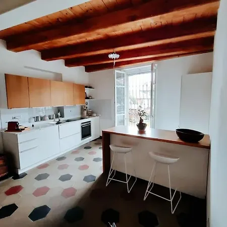 Apartment Casasassi *