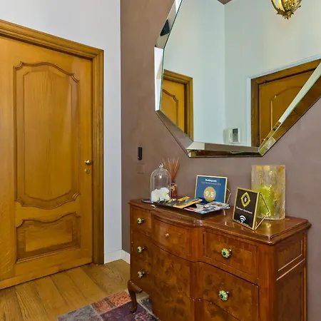 Boutique Elegantissima Apartment