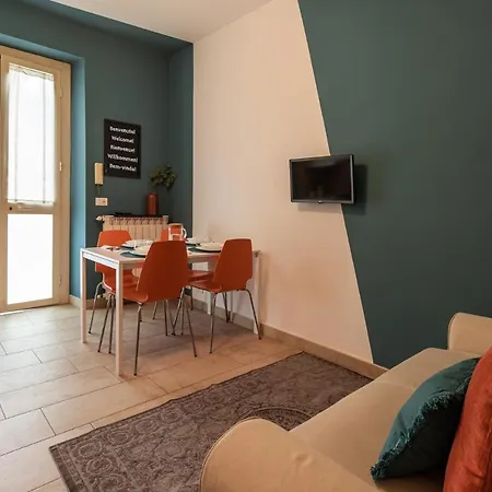 Confortevole Bilocale In Zona Porta Nuova