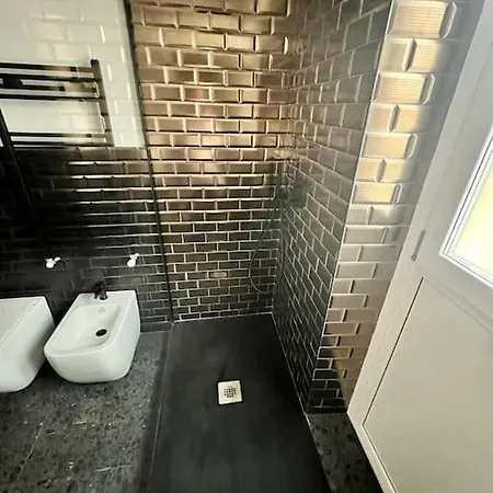 Casa Sassari - Vicino Porta Susa F.s. *