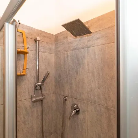 P.zza Vittorio Veneto Cozy Apt W/private Parking Apartment Turin