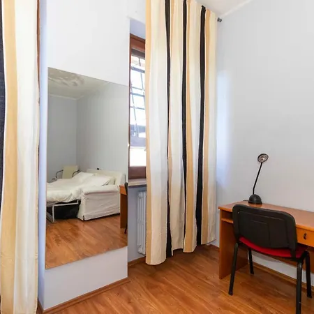 P.zza Vittorio Veneto Cozy Apt W/private Parking