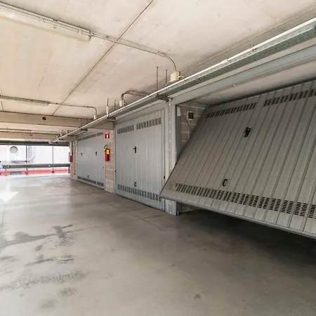 Dora Riverside Modern With Private Parking *