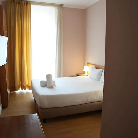 Montevecchio 3* Turin