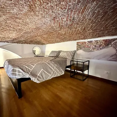 Casa Santa Chiara - Vicino Porta Susa F.s. Appartement