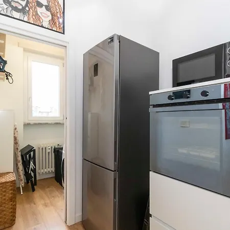Vanchiglia Sunny Flat Apartment