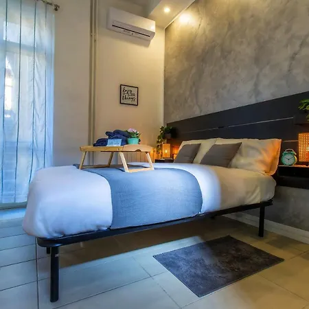 Apartment & Comfy Flat In The Beating Heart Of