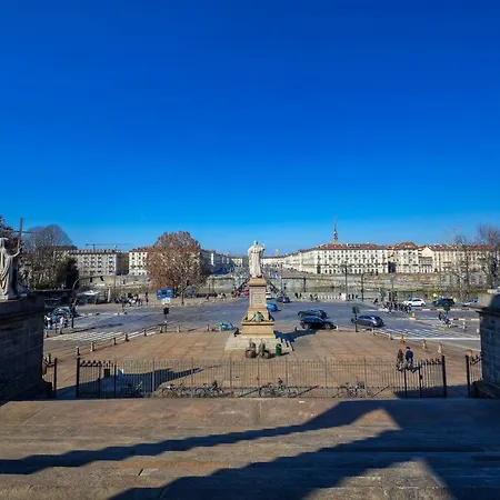 Apartment & Comfy Flat In The Beating Heart Of Turin