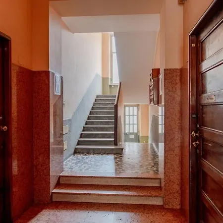 Apartment Cozy Close To Metro *