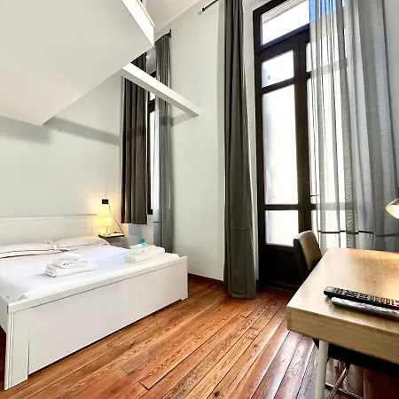 Maison Metropole Dante Konukevi *