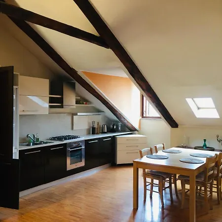 Apartment Atticobalbo Turin
