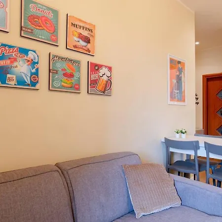 Cozy Close To Metro Apartment Turin