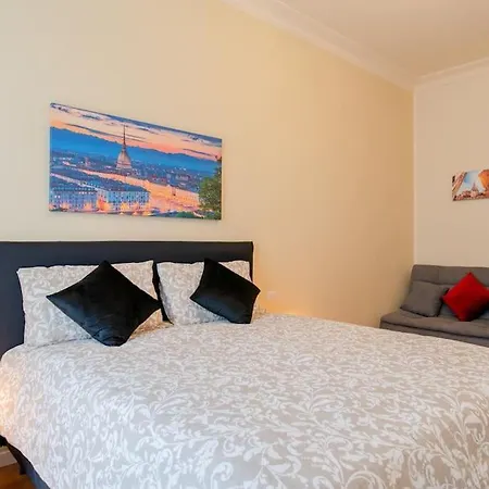 Cozy Close To Metro * Turin