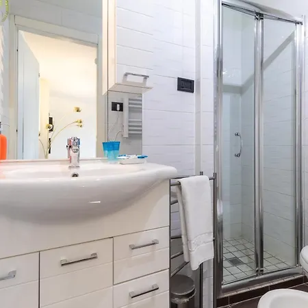 Gran Madre- Elegante Con Terrazzo *