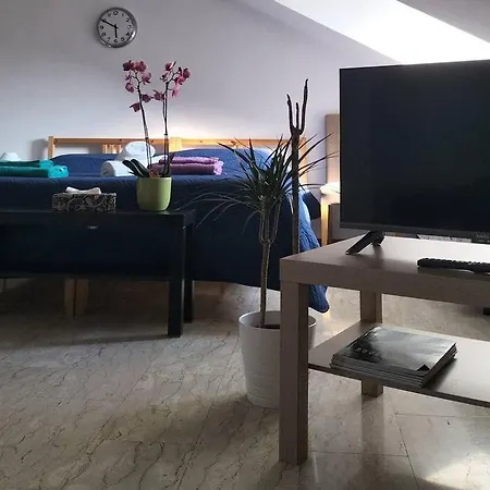 La Casa Di Marta - Ampia Ed Accogliente Mansarda In Piazza Statuto *