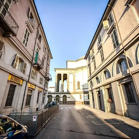 Casa Di Fantaye By Happyhostorino Torino