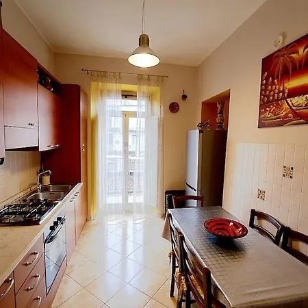 Etno Home: Il Tuo Angolo Di A Apartment Turin