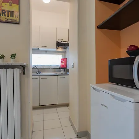 Quiet House In Cit By Wonderful Italy