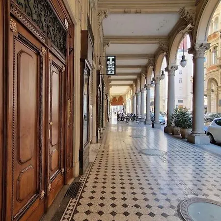 Apartment Fil-rouge - Elegante E Tranquilla Vista In Centro