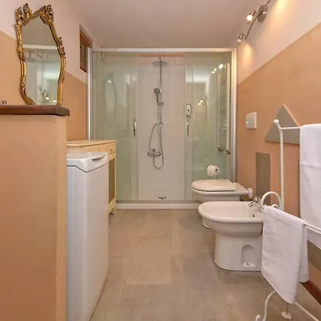 Loft Principe Tommaso - San Salvario. Appartamento Torino