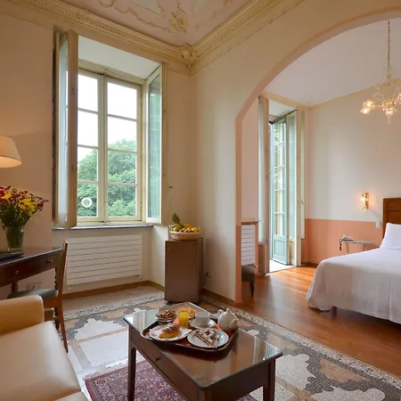 Hotel Roma E Rocca Cavour 3*