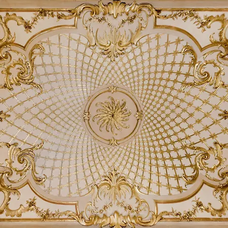 Apartment Palazzo Del Carretto-art And Turin
