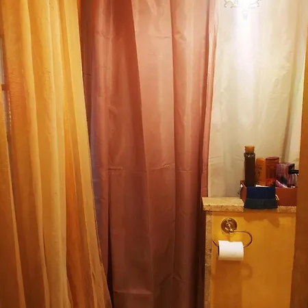 Golden In Via Po Per Gruppi, Famiglie, Coppie * Turin