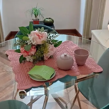 Mercanti E Viaggiatori Apartment *