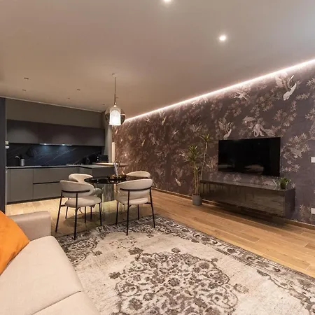We - Lagrange19 - Luxury * Torino