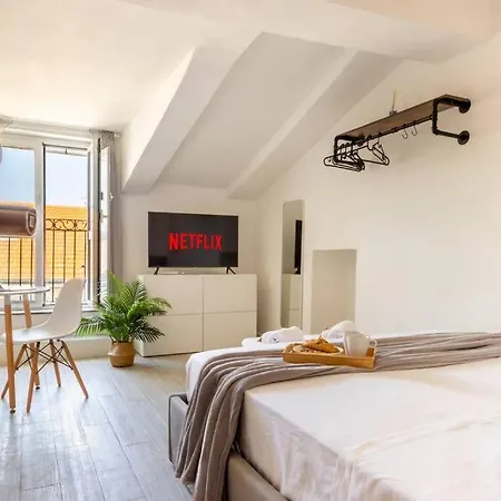 Appartamento Centro Deluxe Con Wi-fi E Netflix Torino
