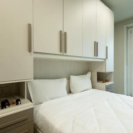 Canelli House