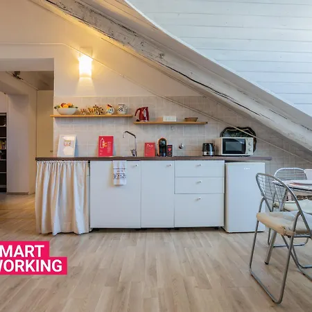 Apartment Al 19