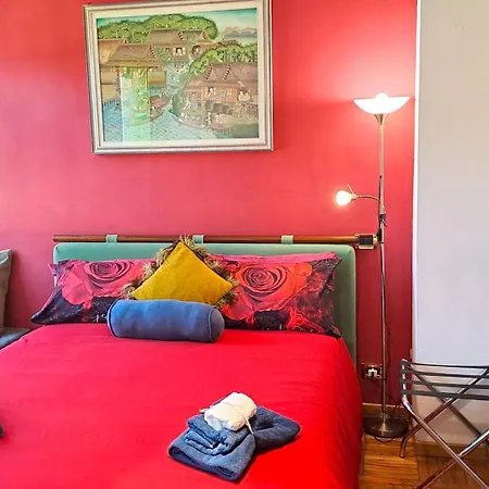 Flat Center Porta Susa, Free Parking Wifii Smart Tv Sky Apartment Turin