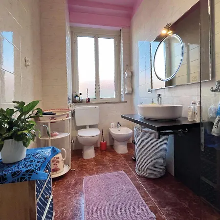 Apartment Flat Center Porta Susa, Free Parking Wifii Smart Tv Sky