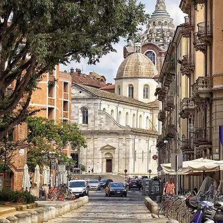 Casa Ormea - 5 Min To Metro, Fast Wi-fi & Netflix * Torino