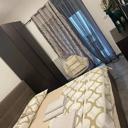 Decoluxe !apartamento Con 1 Da Letto , In Zona San Paolo , Via Martiniana *