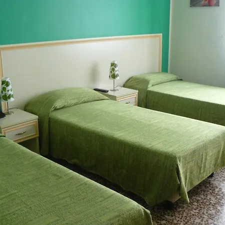 Vittoriano Otel Torino
